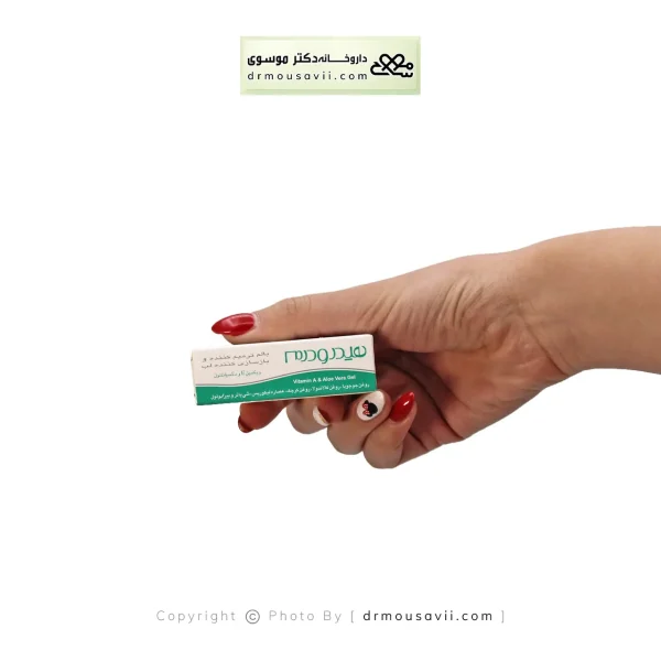 کرم ترمیم کننده لب هیدرودرم 4 گرم