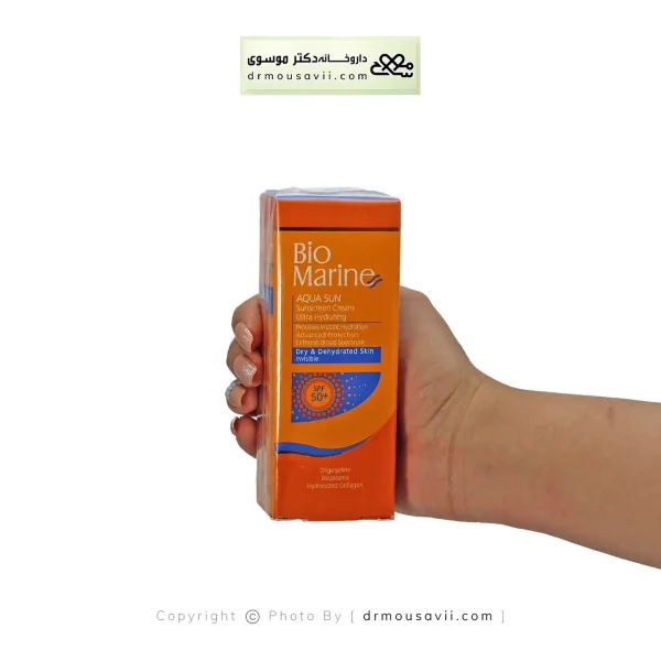 کرم ضد آفتاب رطوبت رسان SPF50 بایو مارین بی رنگ